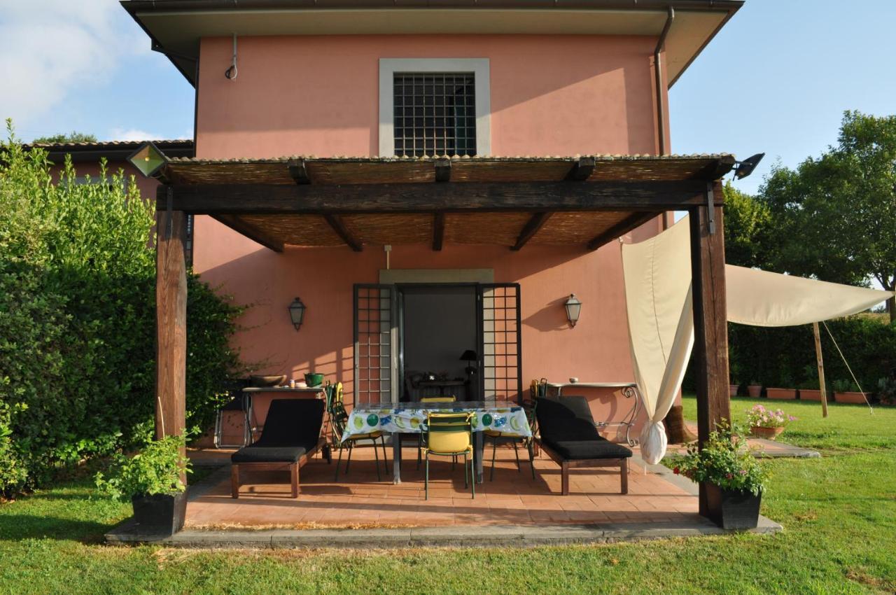 Casale Vicino Al Golf Nazionale Bed & Breakfast Monterosi Ngoại thất bức ảnh