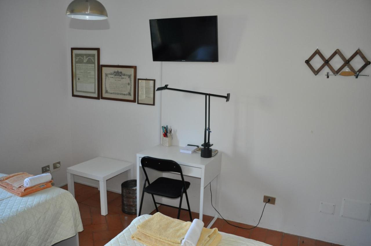 Casale Vicino Al Golf Nazionale Bed & Breakfast Monterosi Ngoại thất bức ảnh