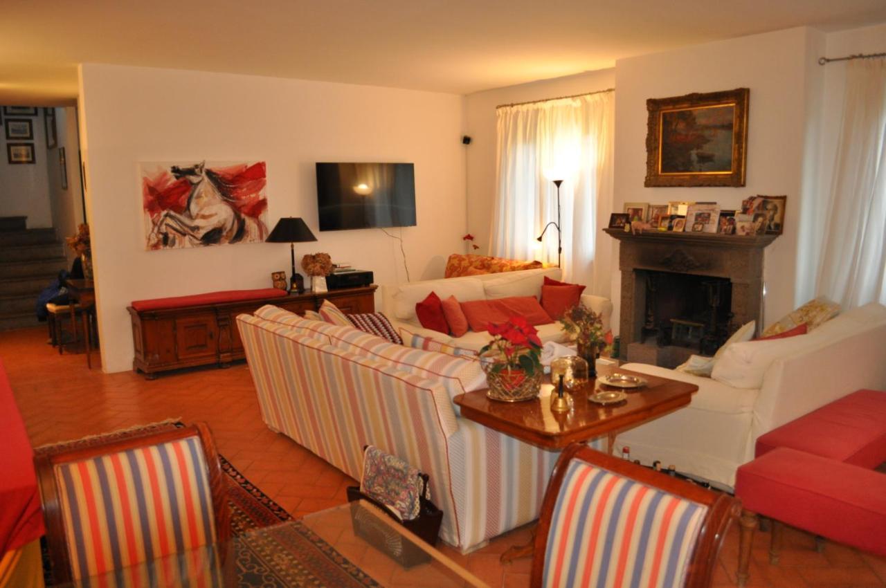 Casale Vicino Al Golf Nazionale Bed & Breakfast Monterosi Ngoại thất bức ảnh